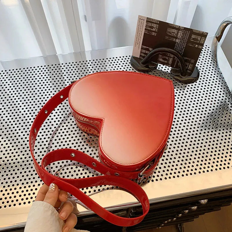 Trendy Heart Shape Color-Changing Buckle PU Leather Shoulder Crossbody Bag