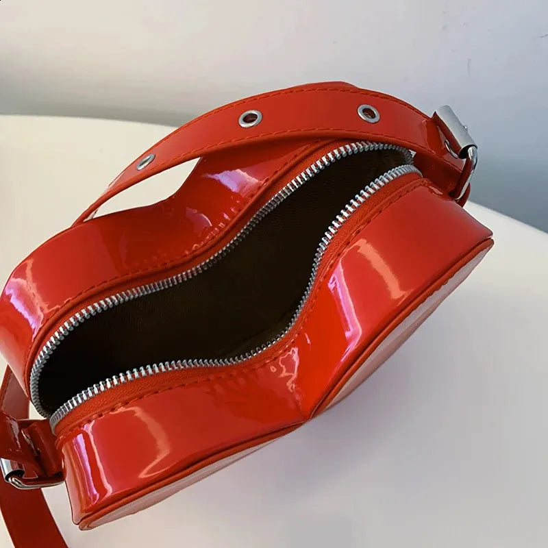 Trendy Heart Shape Color-Changing Buckle PU Leather Shoulder Crossbody Bag